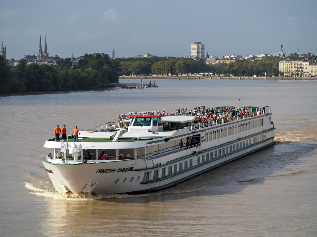 river cruises bordeaux france